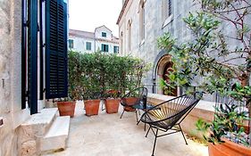 Boutique House Forty-Four